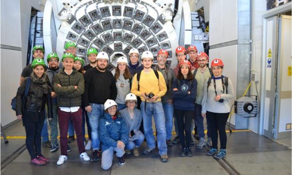 Studenti scienziati osservano l’evoluzione di una galassia lontana